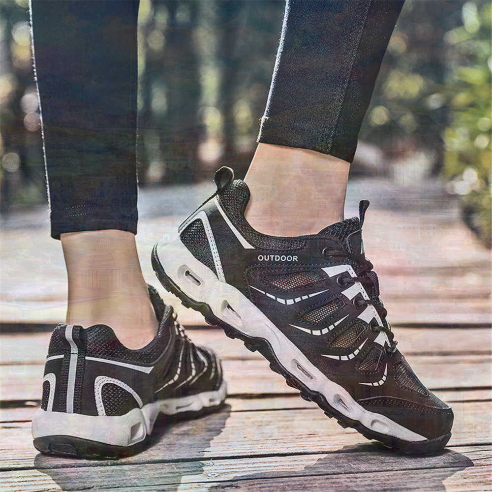 Sumer Round Tip Silver Sneaker - огляд і ціна Badminton Kids